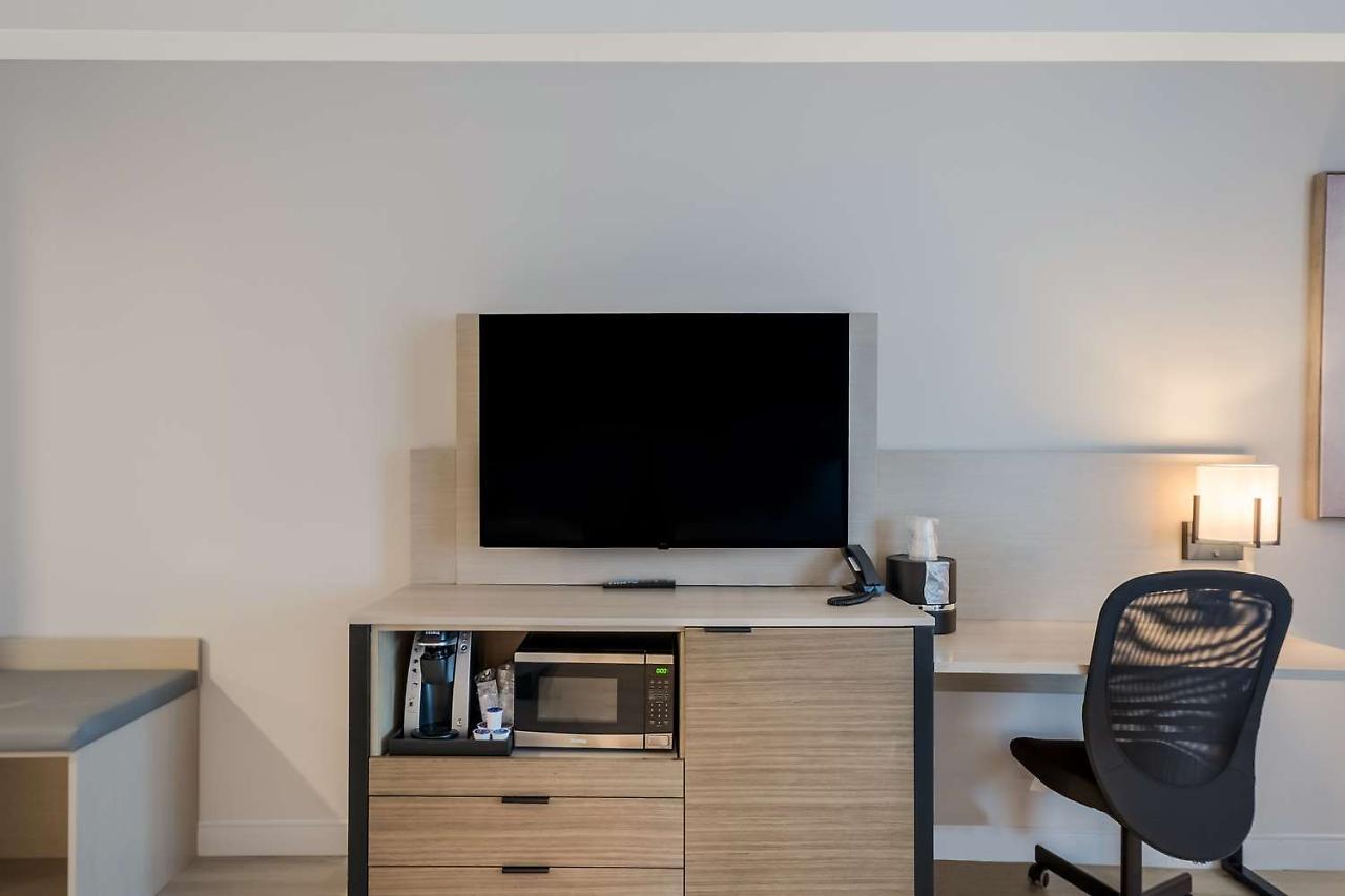 Best Western Plus Парри-Саунд Экстерьер фото